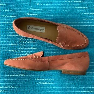 Etienne aigner Penny Loafers Size 6 Coral